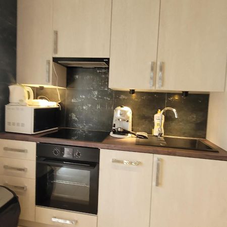 Lara II Apartman Debrecen Exteriör bild
